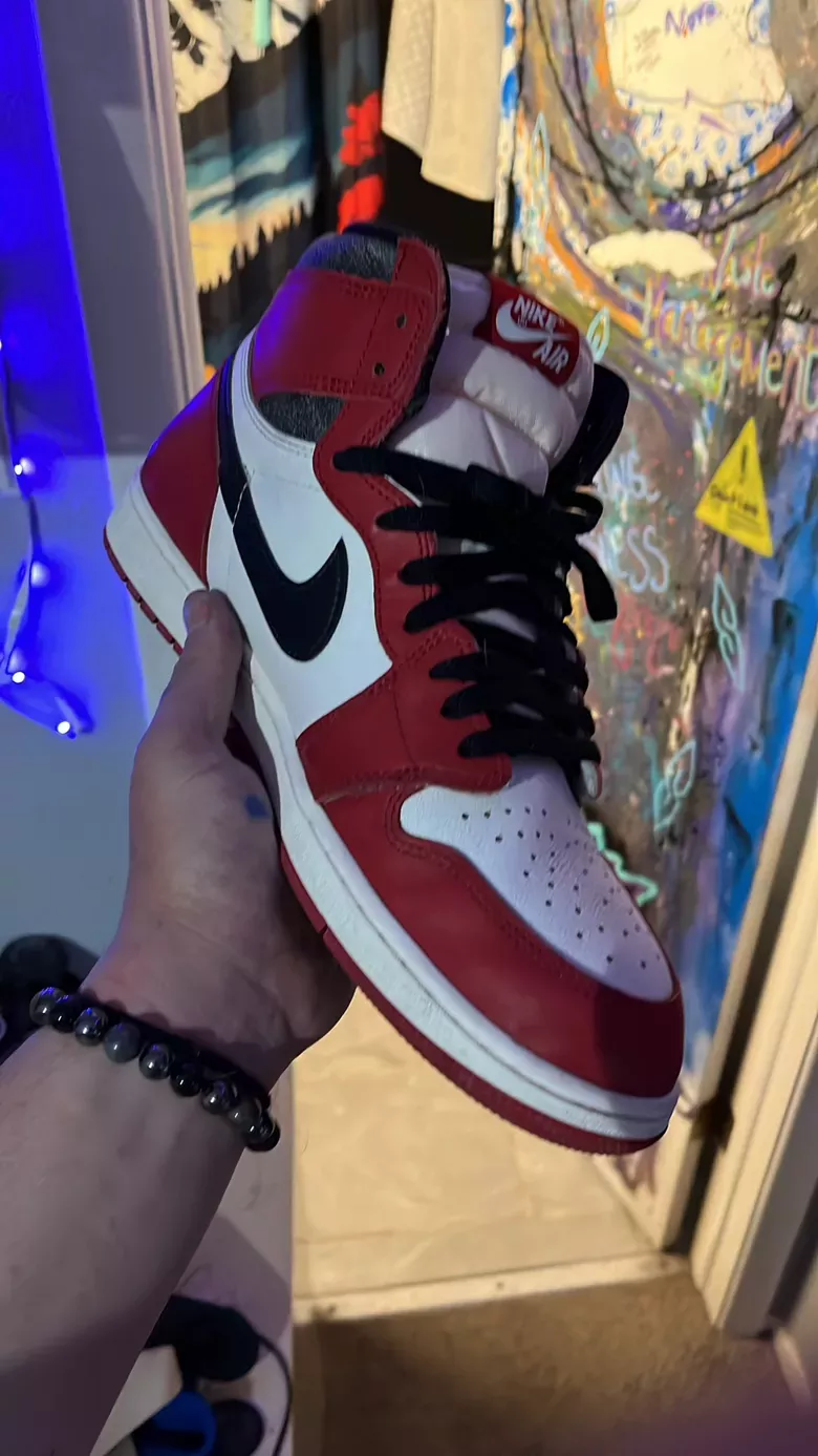 Air Jordan 1 Retro High lost and founds