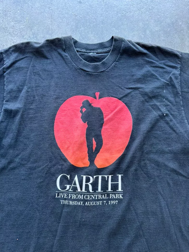 Vintage Garth Brooks Central Park 1997 Concert Tee
