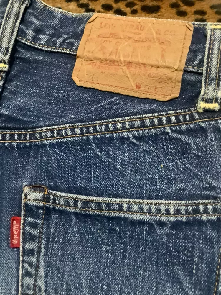 LEvi’s DiY SeLvedge Skirt