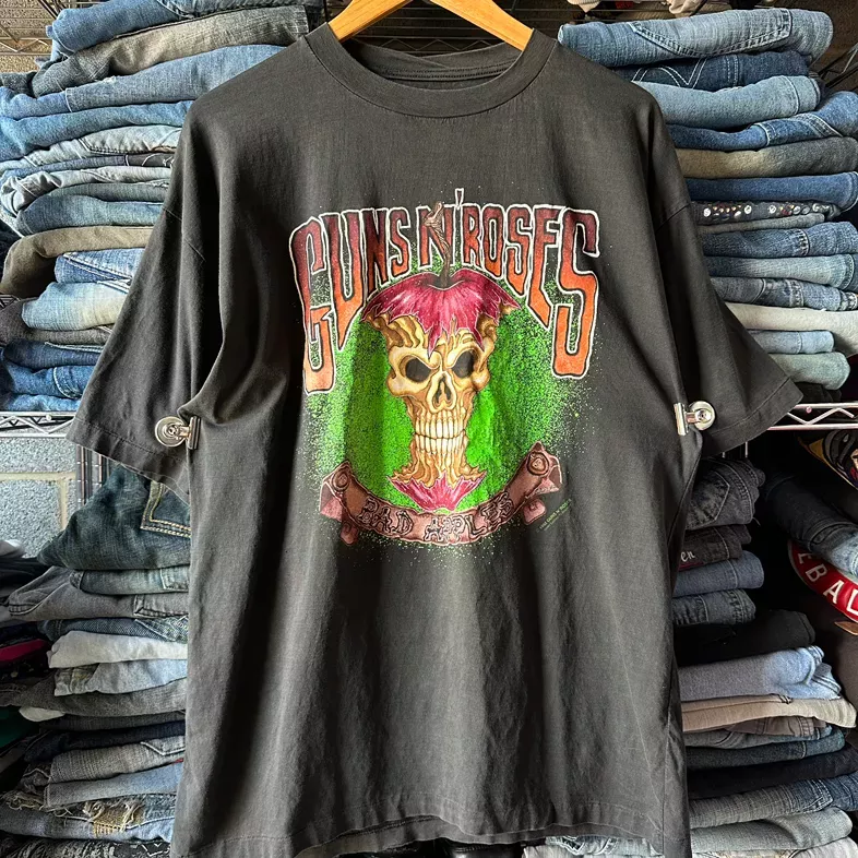 Guns N' Roses Graphic T-Shirt