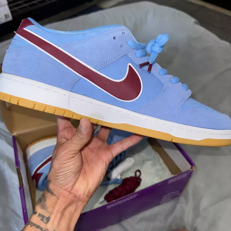 Size 14M “NEW” Dunk Low Pro Phillies