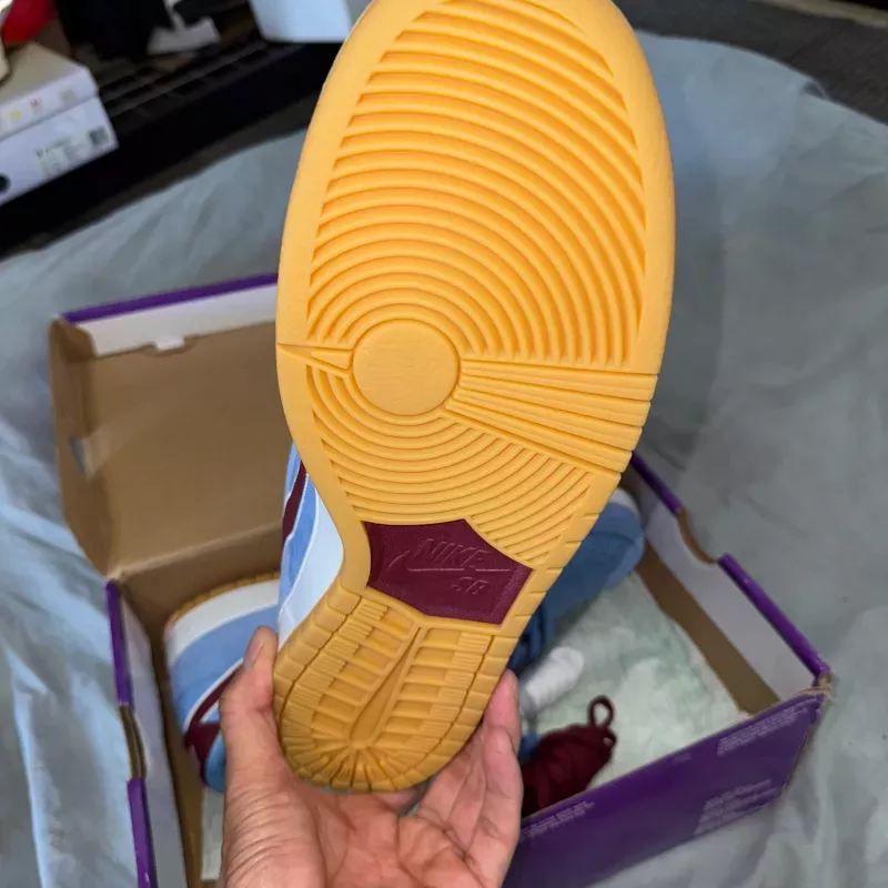Size 14M “NEW” Dunk Low Pro Phillies