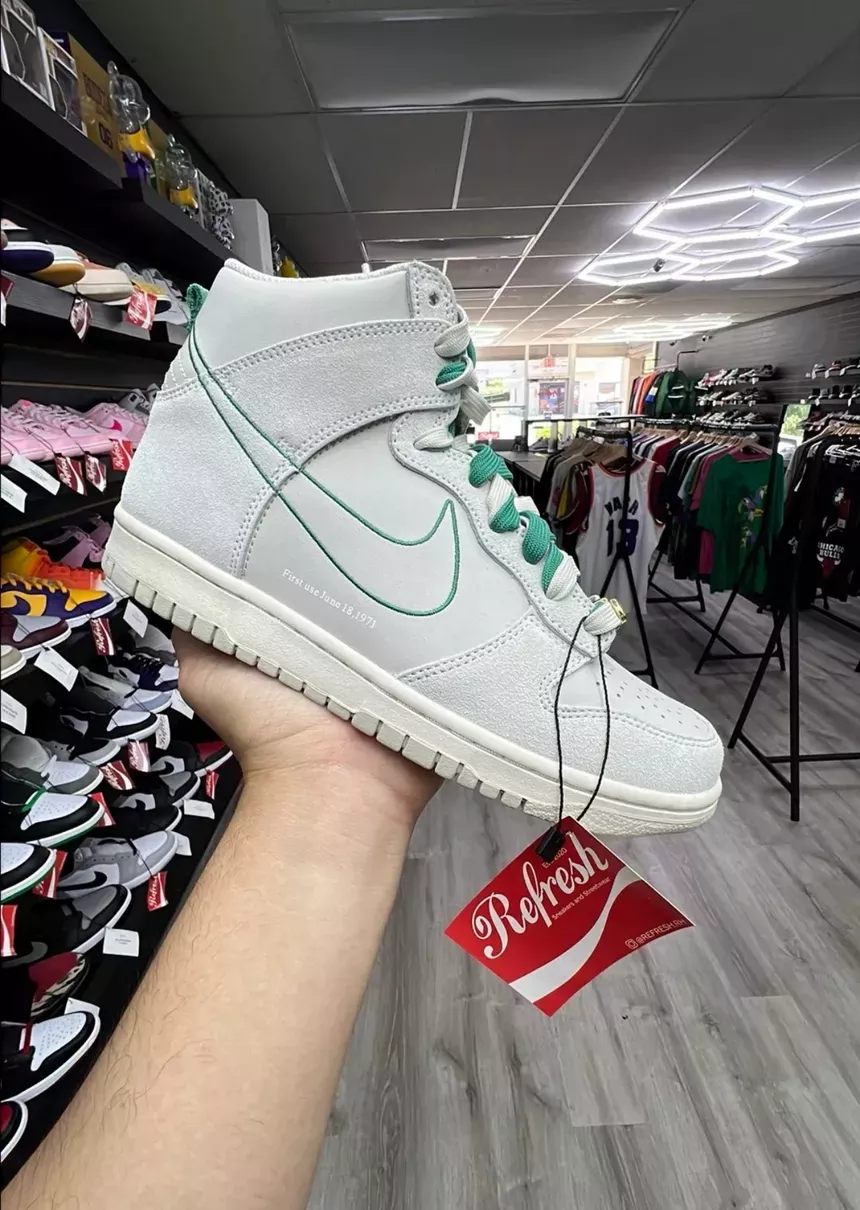 Nike Dunk High Fight In Sail Size 7y