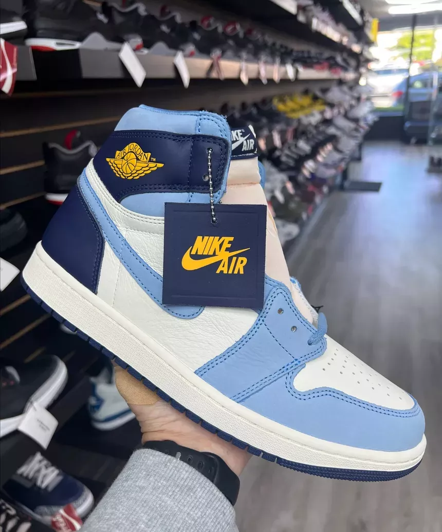 Air Jordan 1 First In Flight Size 11.5w/10m