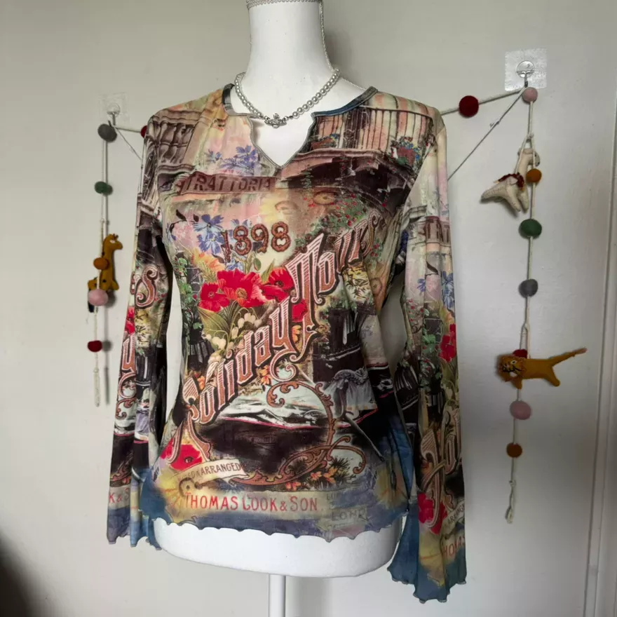 Vintage Inspired Floral Long Sleeve Top