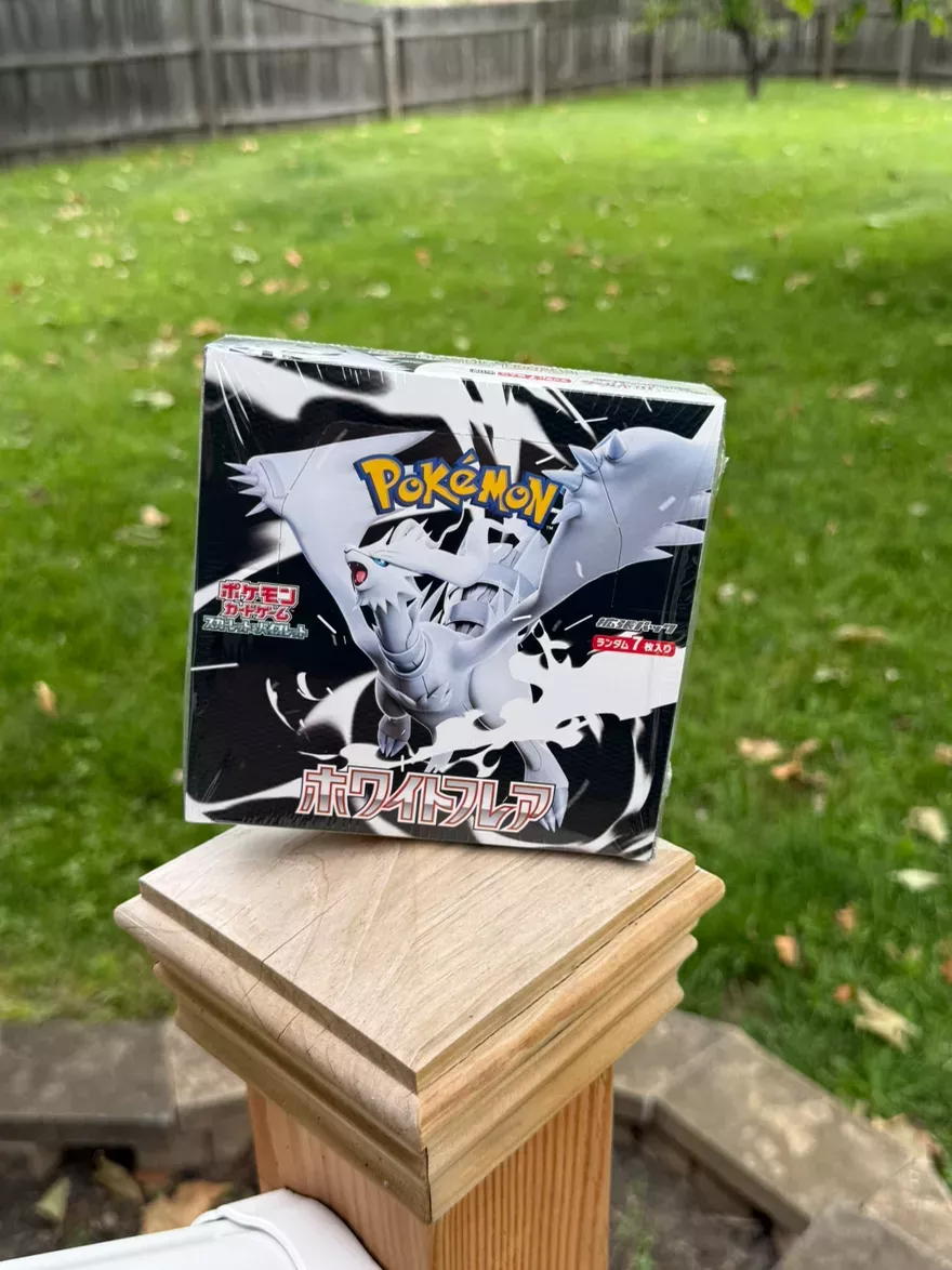 White Flare Booster Box (Japanese)