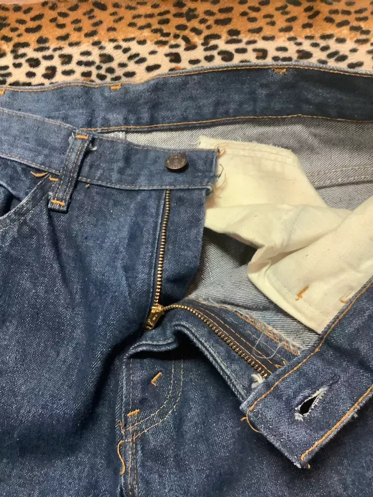 HeLLs BeLLs Vintage 70’s Levi's 684 Jeans