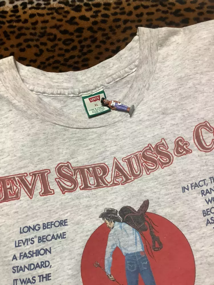 Vintage SaddLeMan Levi Strauss & Co. T