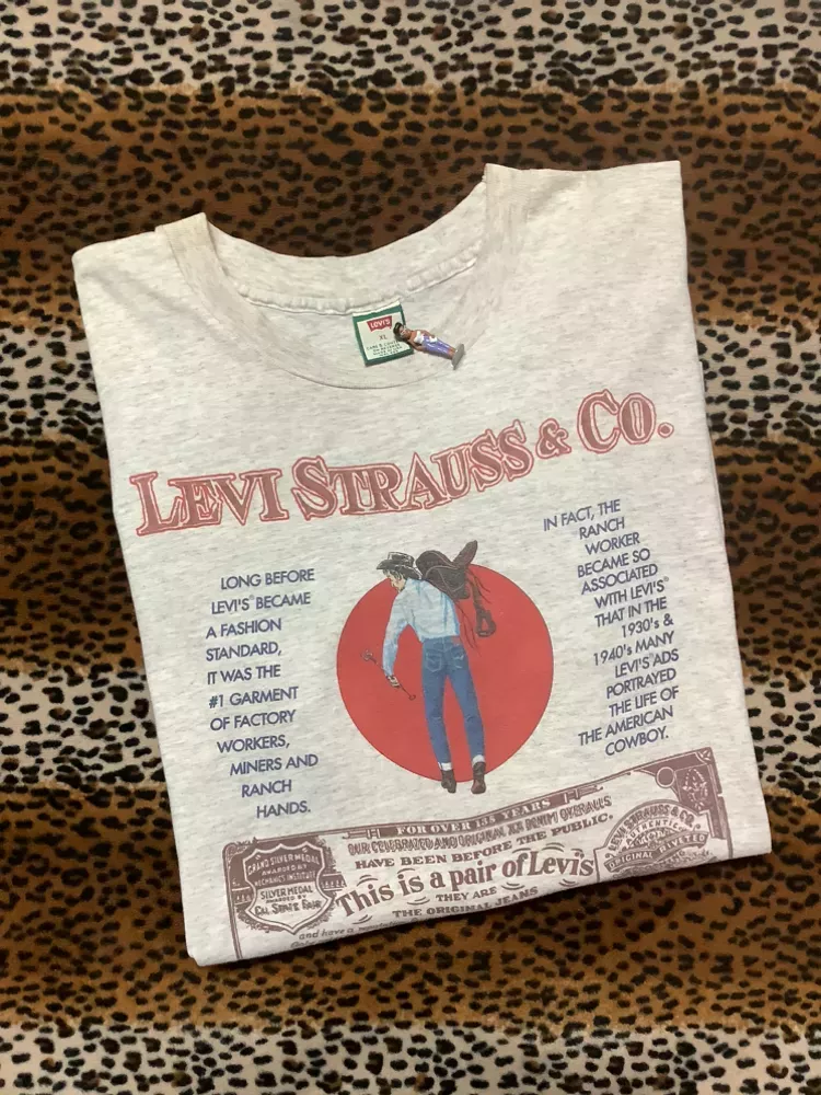 Vintage SaddLeMan Levi Strauss & Co. T