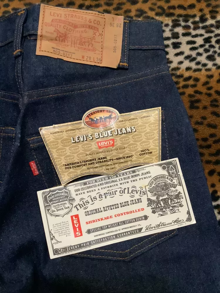 Vintage 80s DeaD☠️Stock Levi’s 505 Jeans