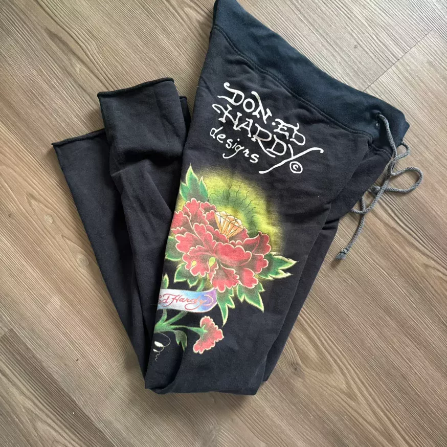 Ed Hardy Women's Black Graphic Sweatpants