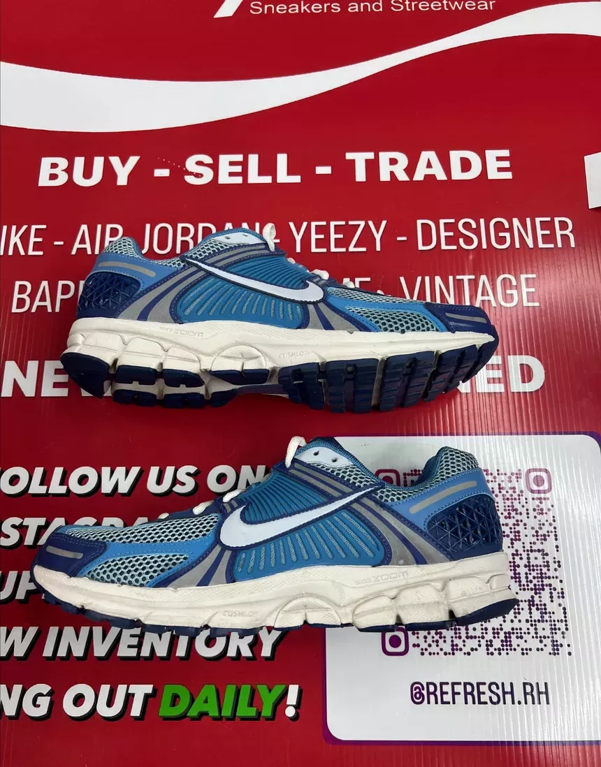 Vomero 5 Blue Size 9.5