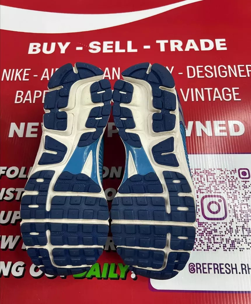 Vomero 5 Blue Size 9.5