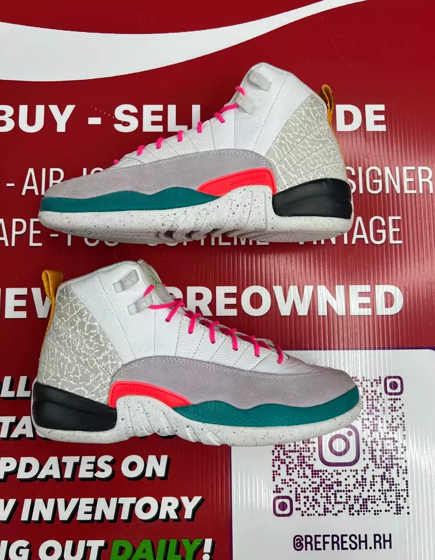 Air Jordan 12 White Vapor Green Size 6.5Y