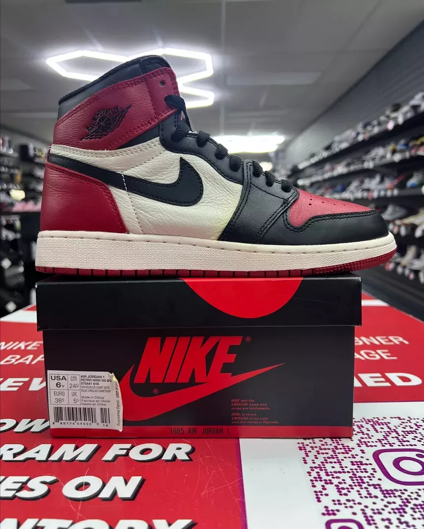 Air Jordan 1 Bred Toe Size 6Y