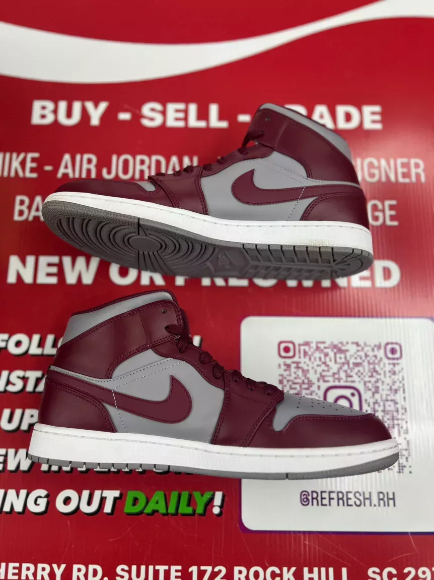 Air Jordan 1 Mid Cherrywood Red 11