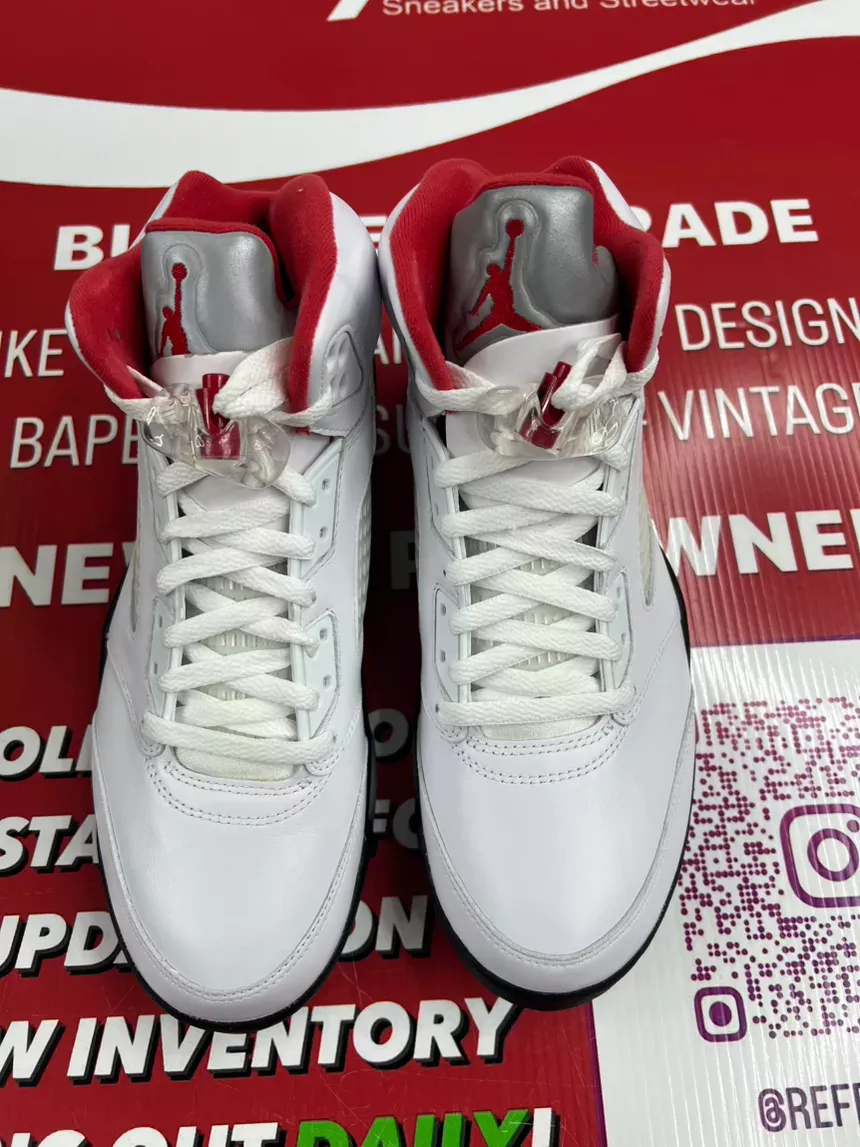 Air Jordan 5 Fire Red Size 9.5