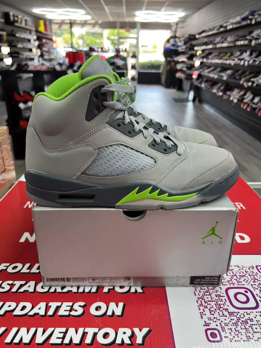 Air Jordan 5 Green Bean Size 9.5