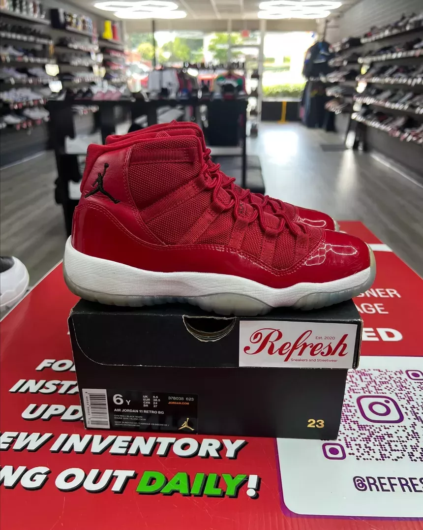 Air Jordan 11 Win Like 96 Size 6y