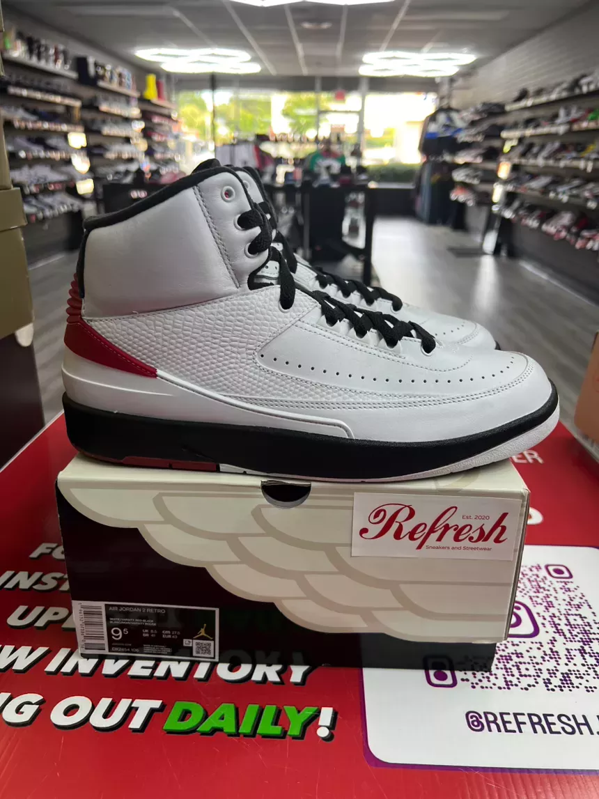 Air Jordan 2 Size Chicago Size 9.5