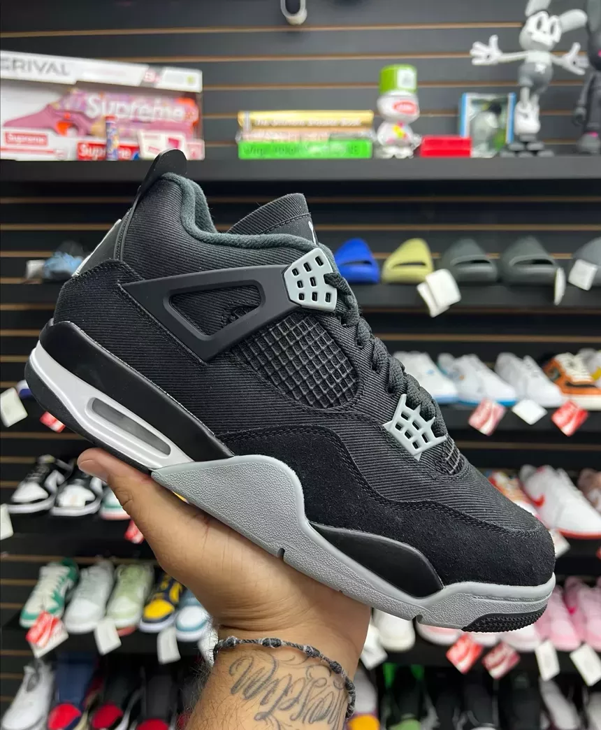 Air Jordan 4 Black Canvas Size 9.5