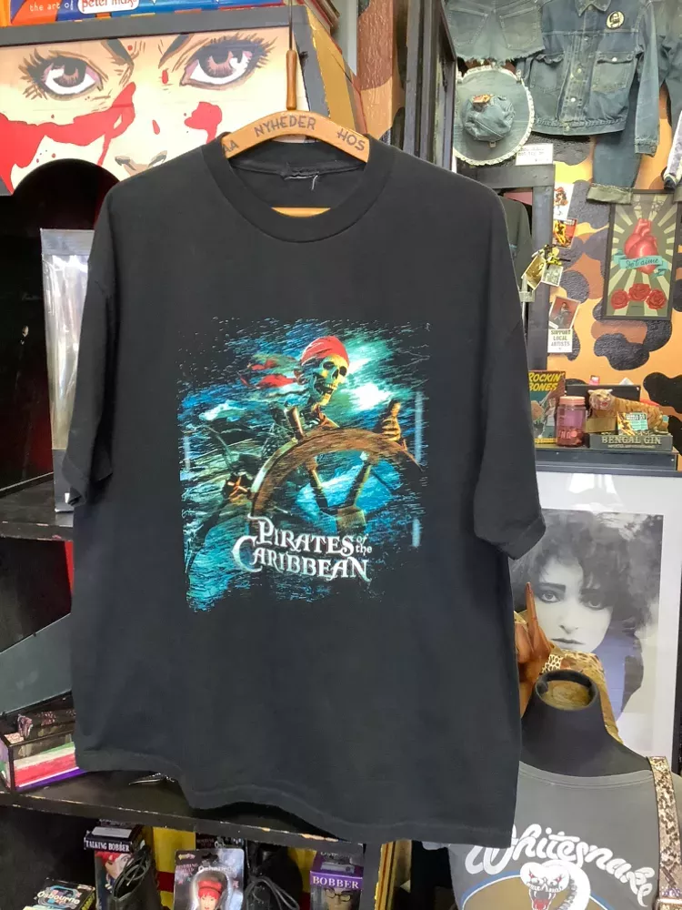 Vintage Pirates of the Caribbean Tee