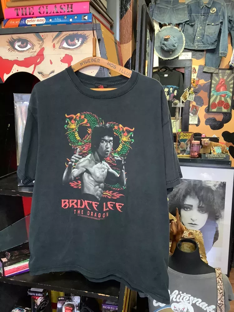 Vintage Bruce Lee The Dragon Movie  T-Shirt