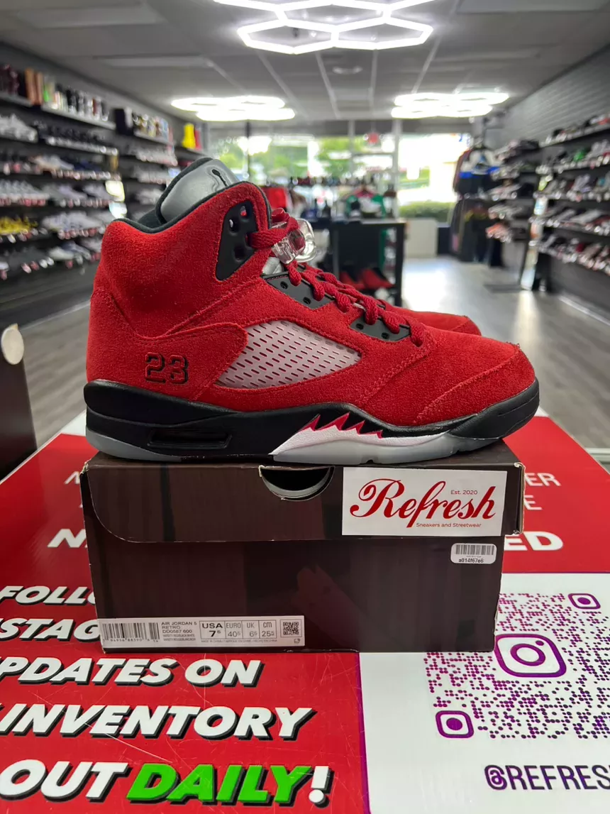 Air Jordan 5 Raging Bull Size 7.5