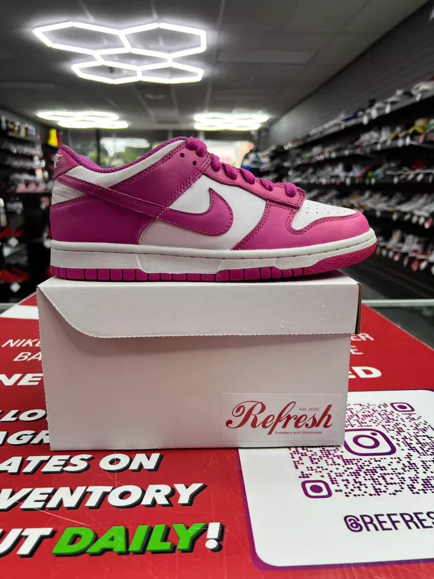 Nike Dunk Low Fuchsia Size 5.5y