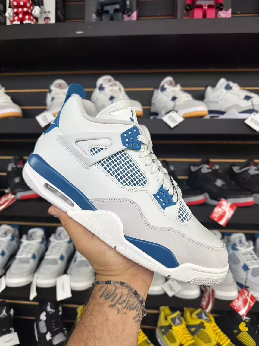 Air Jordan 4 Military Blue Size 8