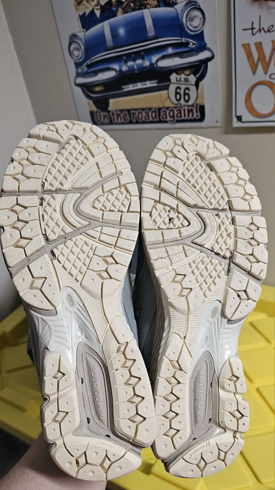 Size 10 - New Balance Kith x 2002R Pistachio