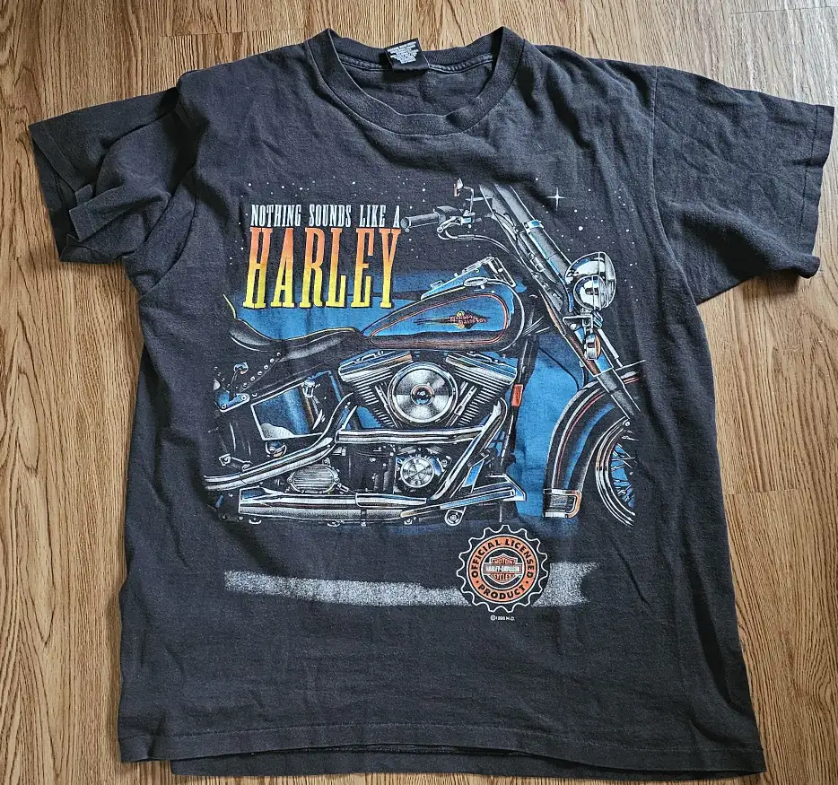 Vintage 90’s Harley Davidson Shirt (22.5 x 29.5)