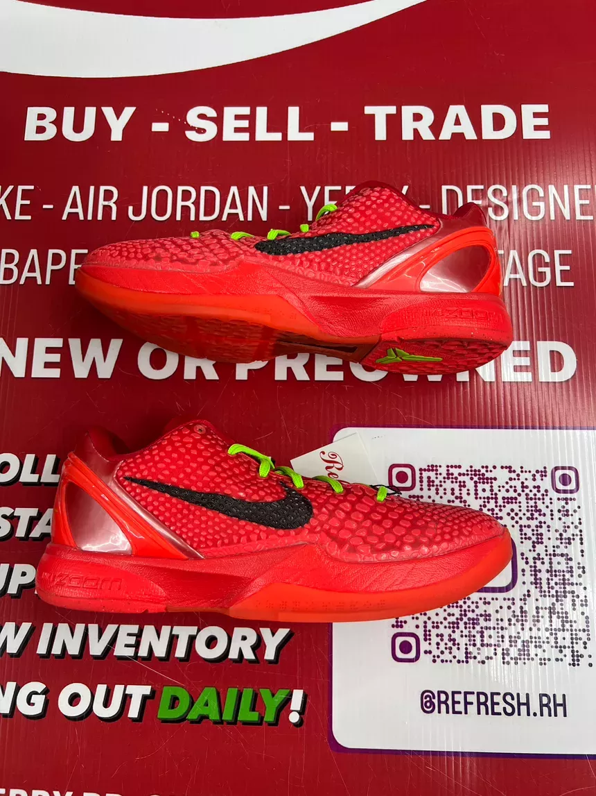 Nike Kobe Reverse Grinch Size 7.5