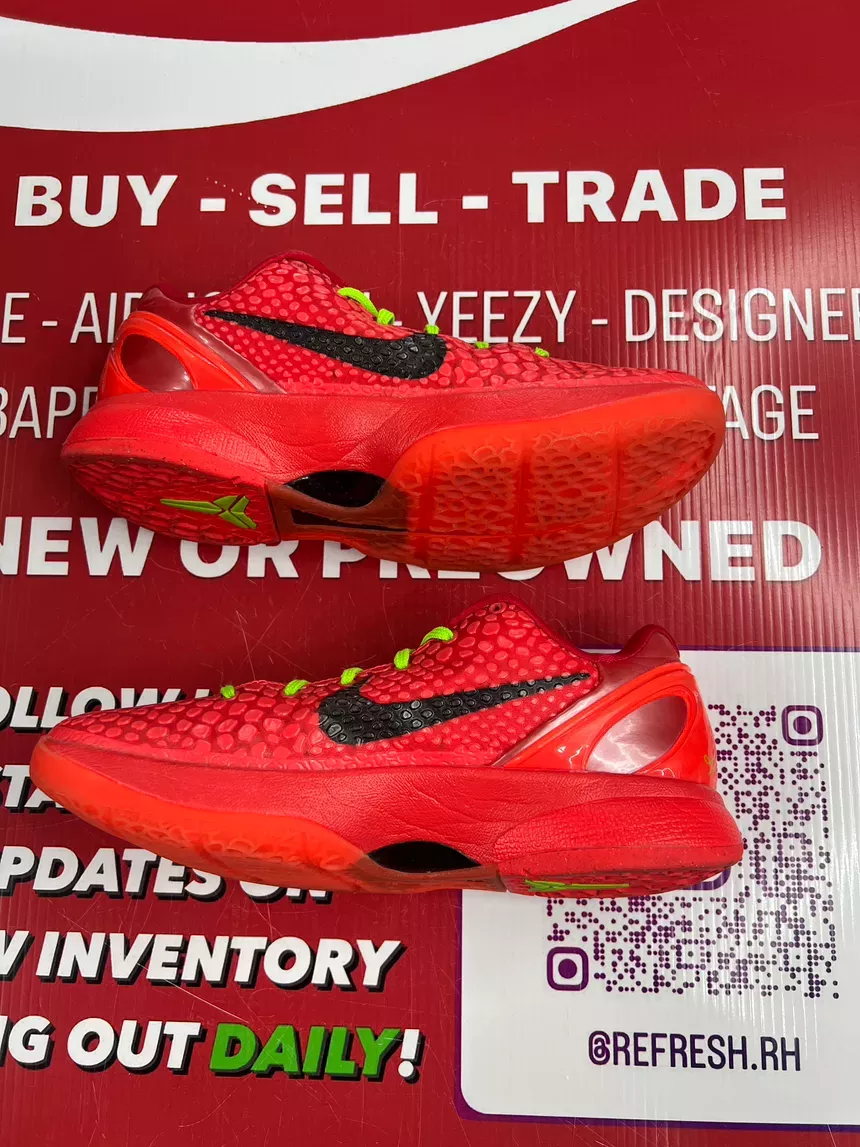 Nike Kobe Reverse Grinch Size 7.5