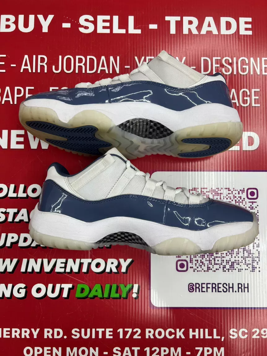 Air Jordan 11 Low Diffused Blue Size 8.5