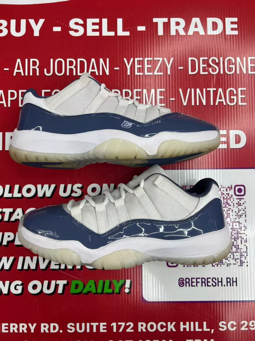 Air Jordan 11 Low Diffused Blue Size 8.5