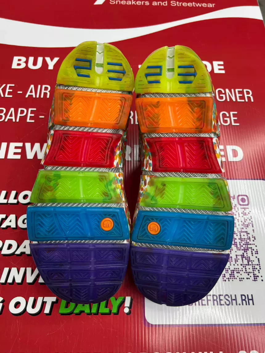 Nike LeBron IV Fruity Pebbles Size 9.5
