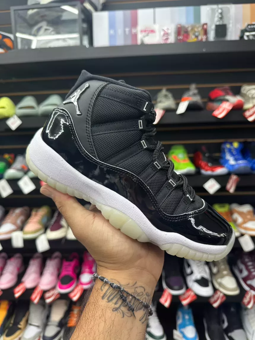 Air Jordan 11 Jubilee Size 5y