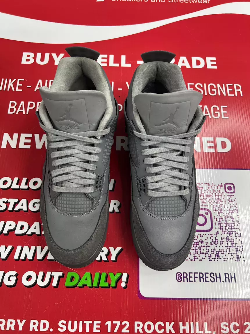 Air Jordan 4 Wet Cement Size 10.5