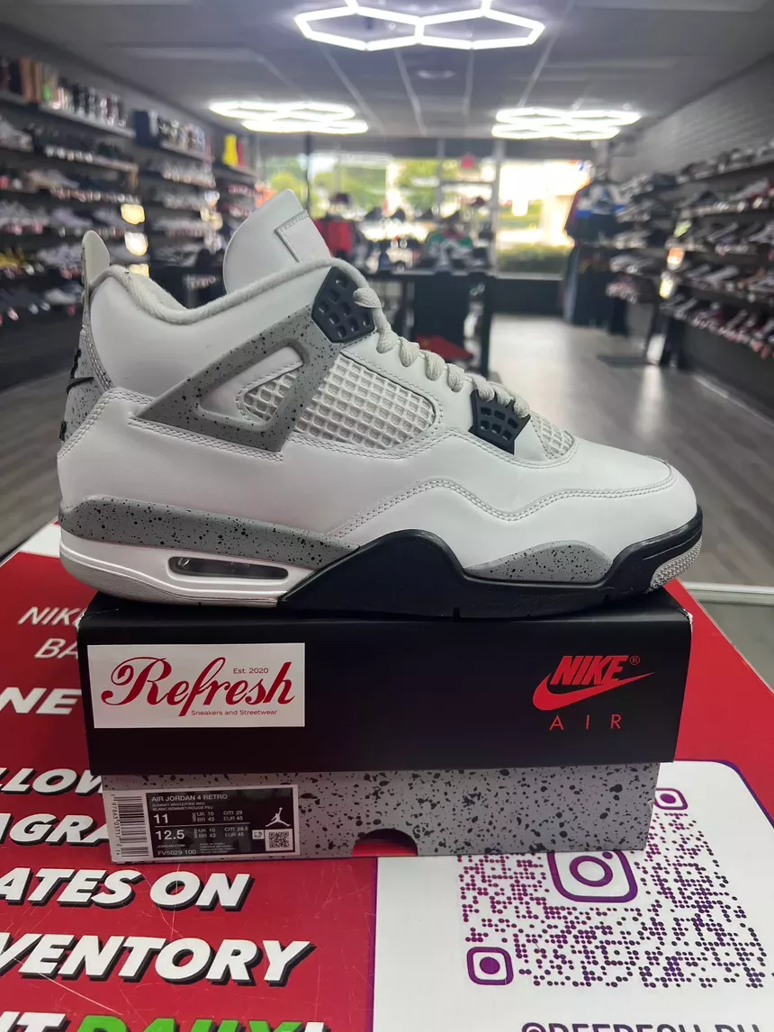 Air Jordan 4 White Cement Size 11