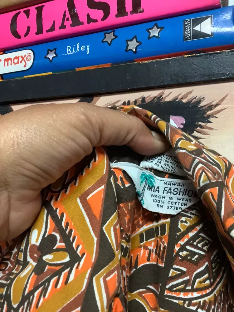 Vintage Tiki/Hawaiian Made in the PhiLiPPines Shirt