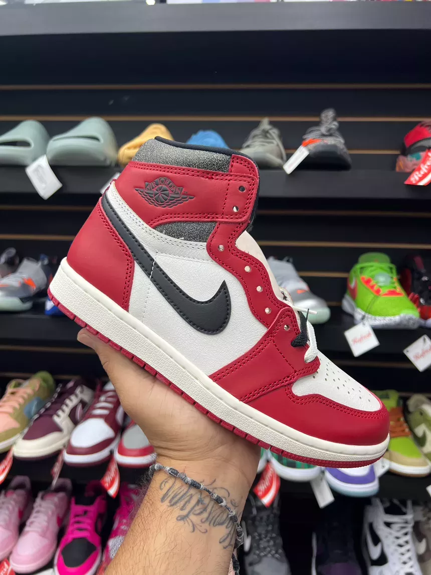 Air Jordan 1 Lost And Found Size 8