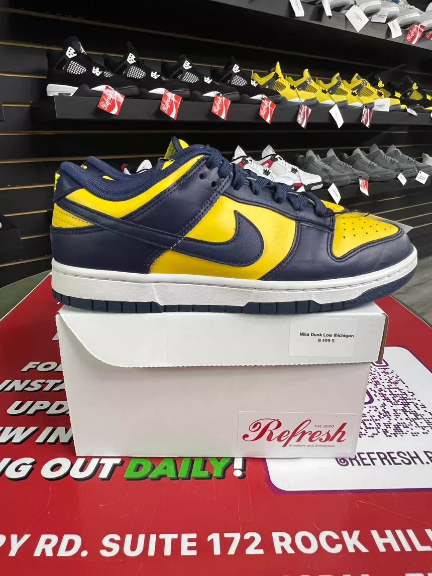 Nike Dunk Low Michigan Size 8