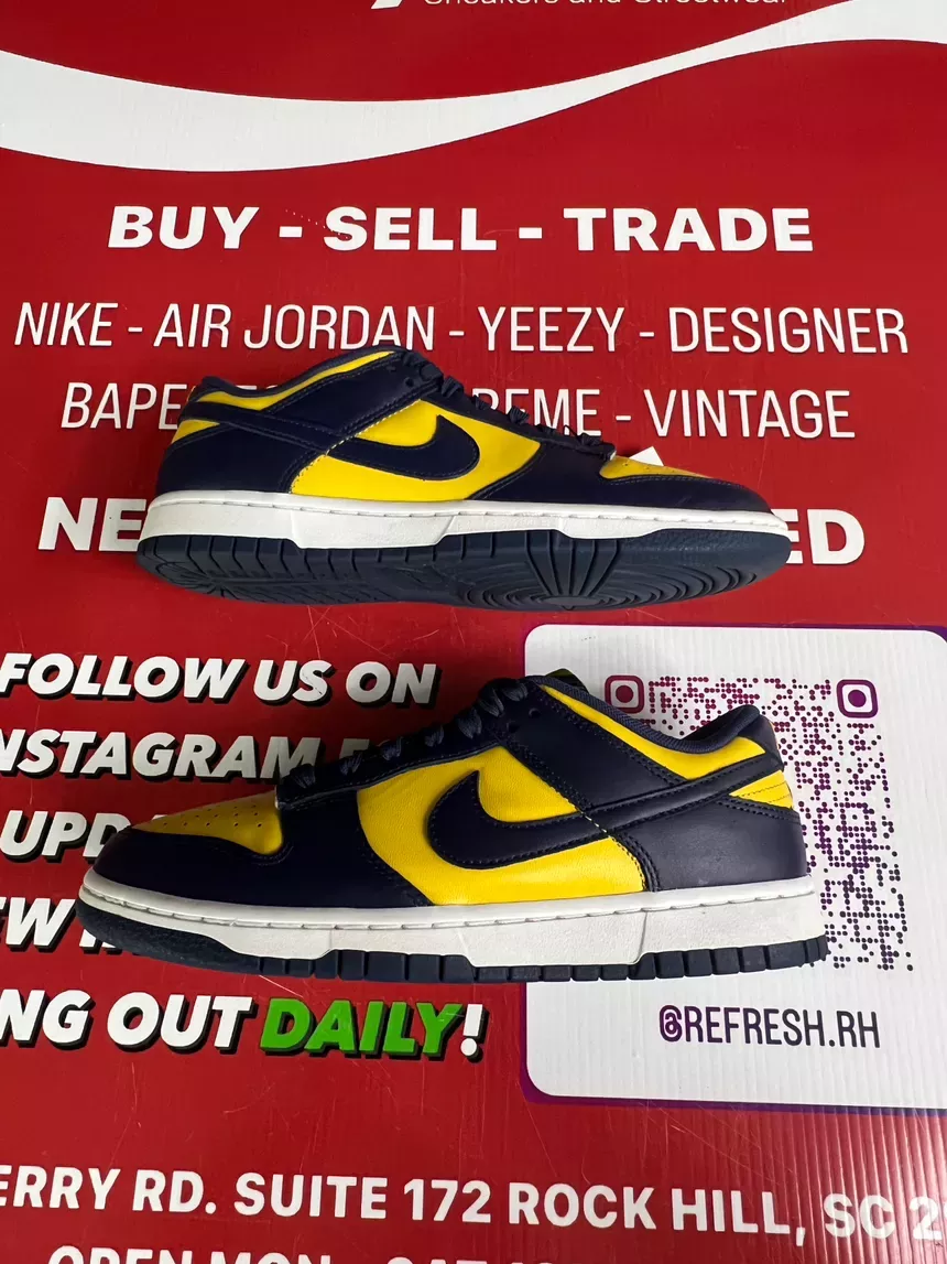 Nike Dunk Low Michigan Size 8