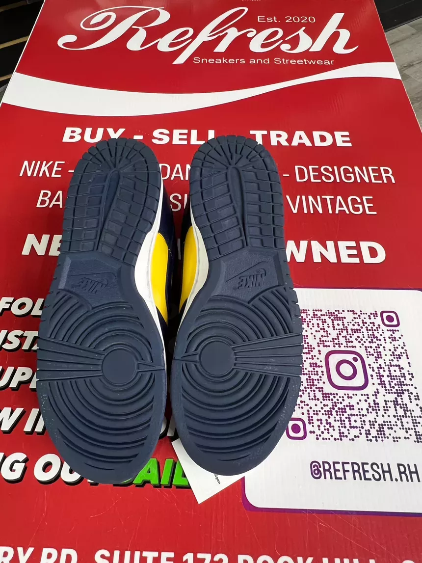 Nike Dunk Low Michigan Size 8
