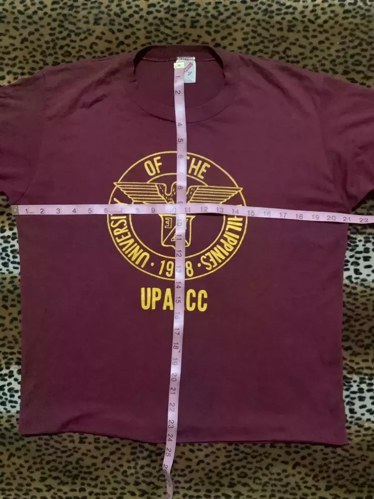 Vintage 80s University of the PhiLippines UPAACC T
