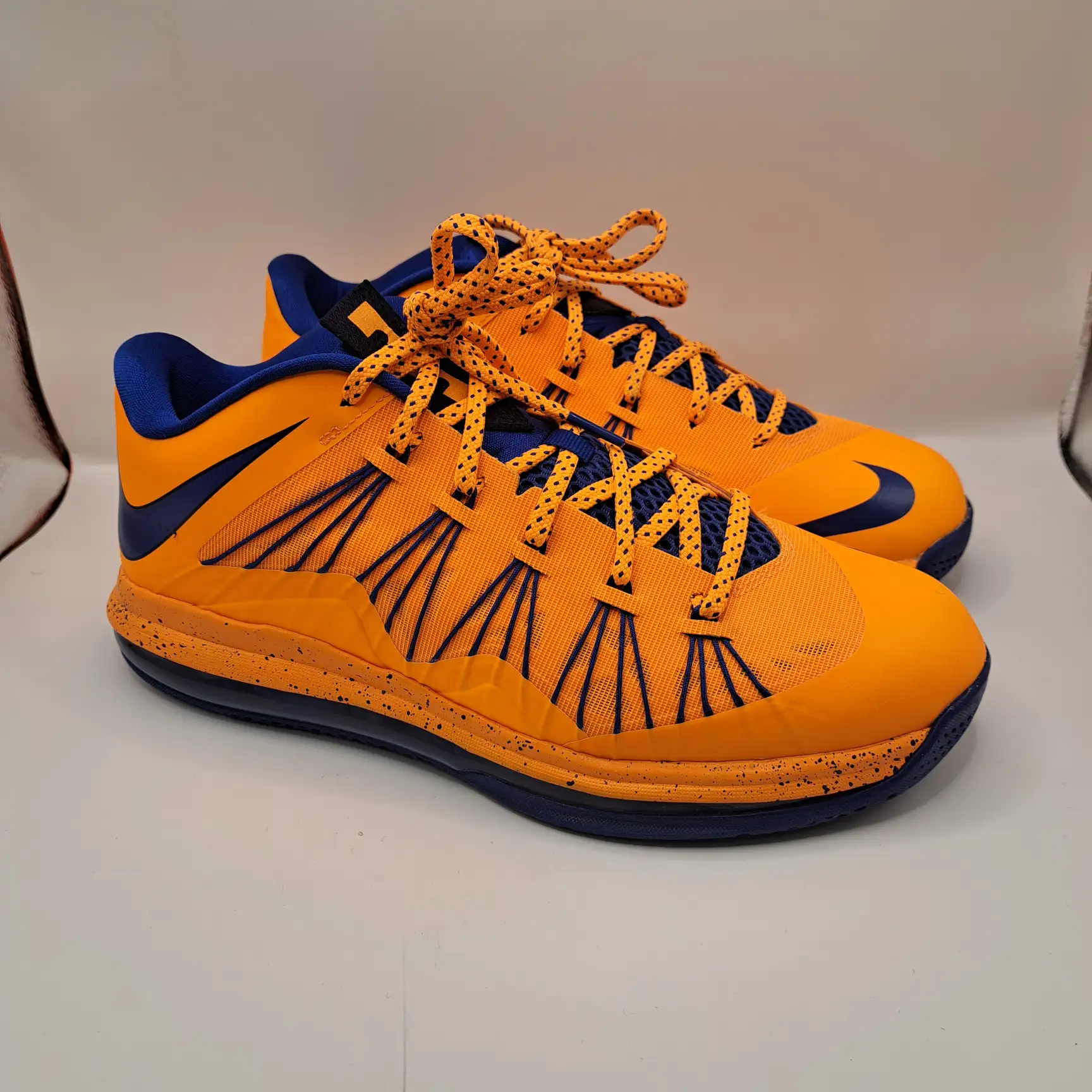 Nike LeBron X Low Knicks HWC (2013)