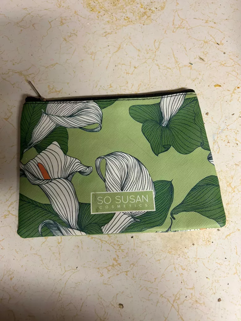 So Susan Cosmetics Green Floral Pouch