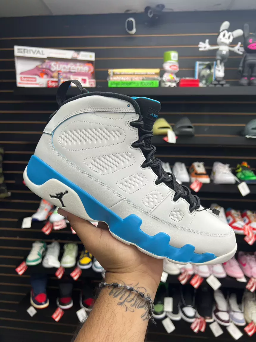 Air Jordan 9 Powder Blue Size 11