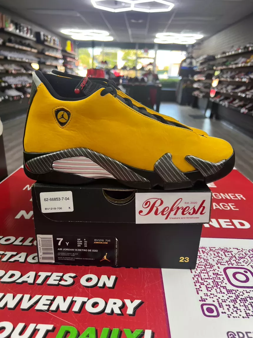Air Jordan 14 University Gold Size 7y